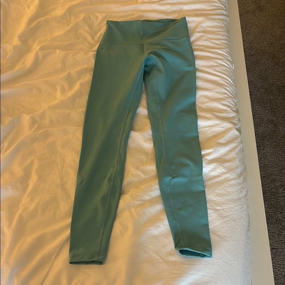 Lululemon Wunder Train 28”